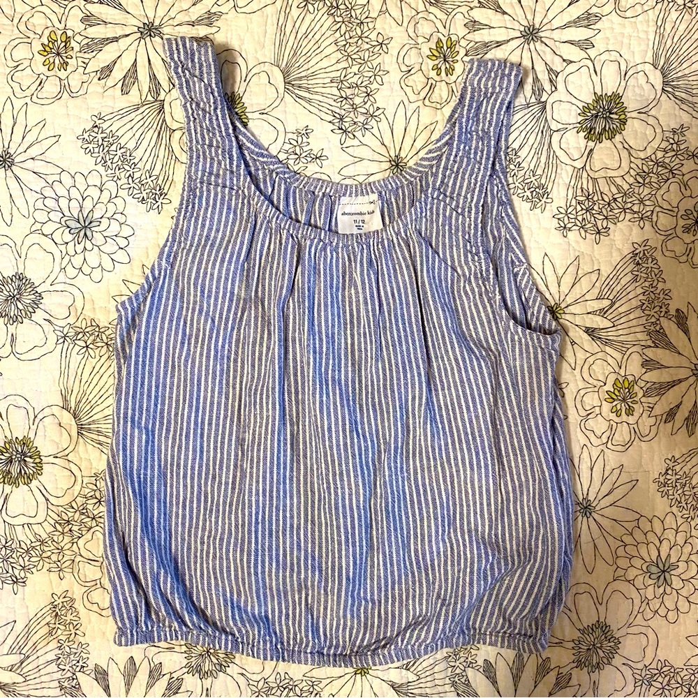 ☀️5/25☀️ ABERCROMBIE Kids Girl’s size 11/12 blue white stripe balloon top